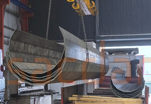 ST52 Kalite 12 Metre Uzunluğunda Büküm Direk Bükümü – 8, 10 ve 12 mm Kalınlık